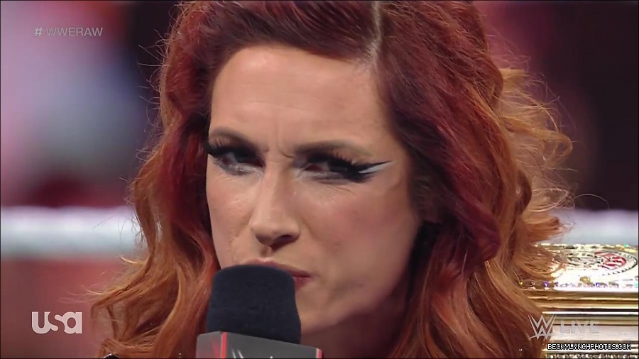 WWE_RAW_21st_March_2022_720p_WEBRip_h264-TJ_mp4_004141164.jpg