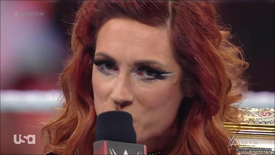 WWE_RAW_21st_March_2022_720p_WEBRip_h264-TJ_mp4_004141965.jpg