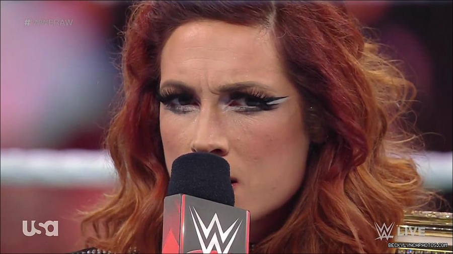 WWE_RAW_21st_March_2022_720p_WEBRip_h264-TJ_mp4_004143166.jpg