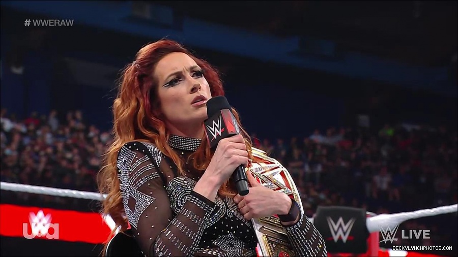 WWE_RAW_21st_March_2022_720p_WEBRip_h264-TJ_mp4_004149172.jpg