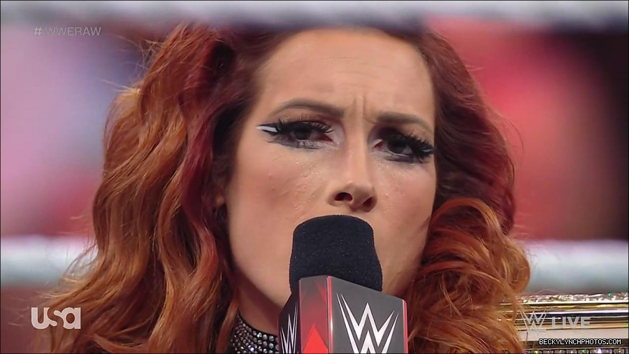 WWE_RAW_21st_March_2022_720p_WEBRip_h264-TJ_mp4_004151174.jpg