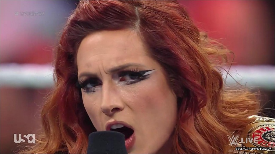 WWE_RAW_21st_March_2022_720p_WEBRip_h264-TJ_mp4_004157180.jpg
