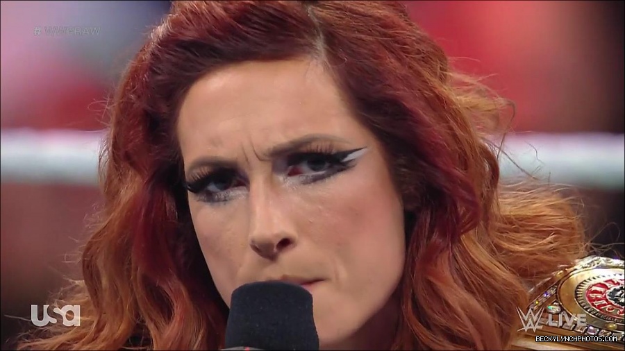 WWE_RAW_21st_March_2022_720p_WEBRip_h264-TJ_mp4_004158782.jpg