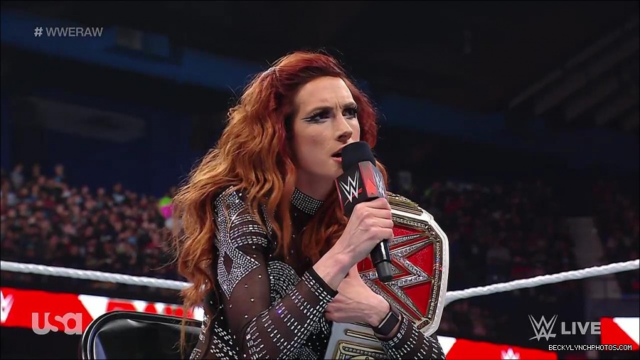 WWE_RAW_21st_March_2022_720p_WEBRip_h264-TJ_mp4_004169593.jpg