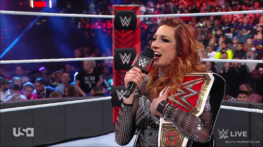WWE_RAW_21st_March_2022_720p_WEBRip_h264-TJ_mp4_004175599.jpg