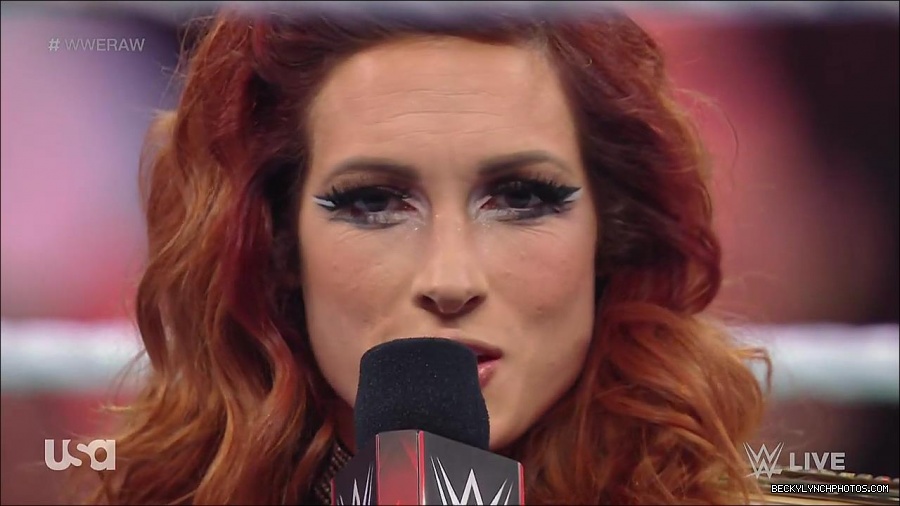 WWE_RAW_21st_March_2022_720p_WEBRip_h264-TJ_mp4_004200824.jpg