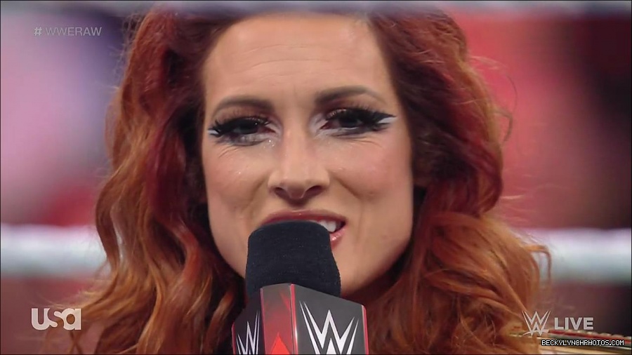 WWE_RAW_21st_March_2022_720p_WEBRip_h264-TJ_mp4_004202425.jpg