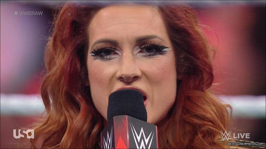 WWE_RAW_21st_March_2022_720p_WEBRip_h264-TJ_mp4_004205228.jpg