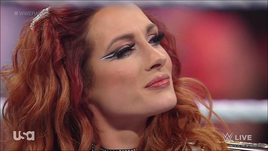 WWE_RAW_21st_March_2022_720p_WEBRip_h264-TJ_mp4_004209232.jpg