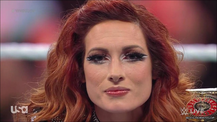 WWE_RAW_21st_March_2022_720p_WEBRip_h264-TJ_mp4_004222846.jpg