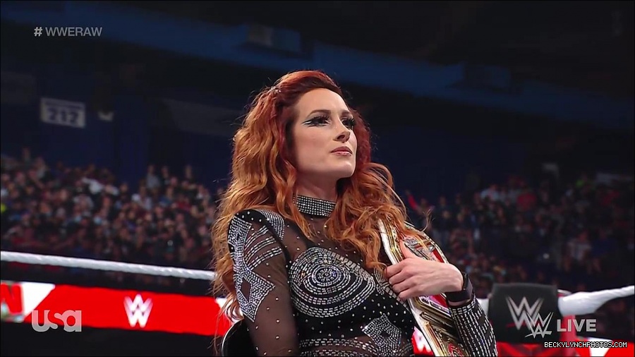 WWE_RAW_21st_March_2022_720p_WEBRip_h264-TJ_mp4_004227250.jpg