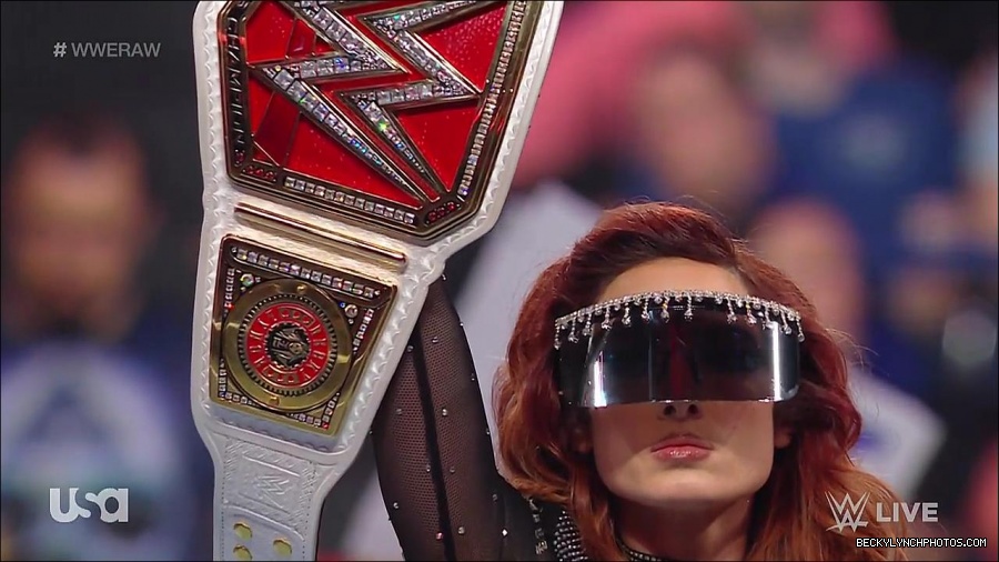 WWE_RAW_21st_March_2022_720p_WEBRip_h264-TJ_mp4_004242866.jpg