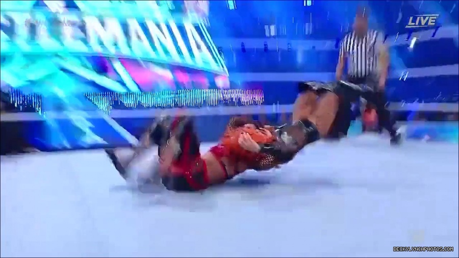 WM38_DAY_1_mp4_000565333.jpg