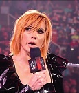 WWE_RAW_25th_April_2022_720p_WEBRip_h264-TJ_mp4_003681343.jpg
