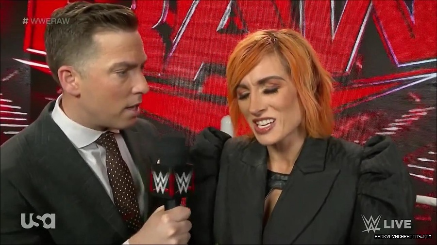 WWE_Monday_Night_Raw_2022_05_02_720p_HDTV_x264-NWCHD_mp4_004574241.jpg