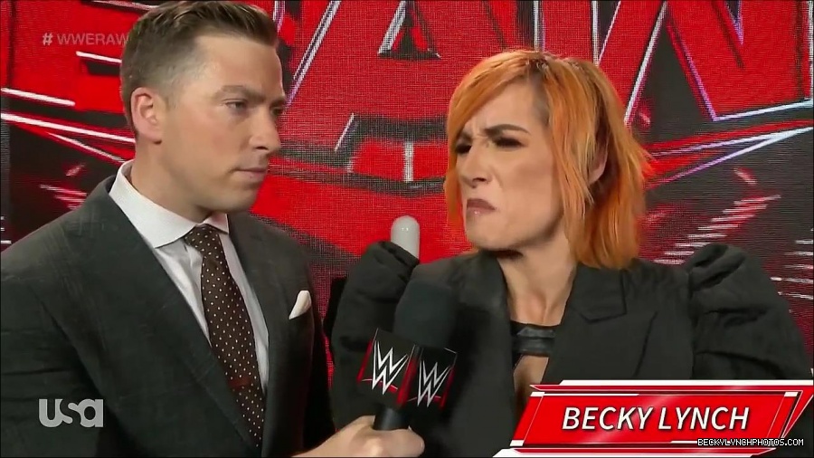 WWE_Monday_Night_Raw_2022_05_02_720p_HDTV_x264-NWCHD_mp4_004580247.jpg