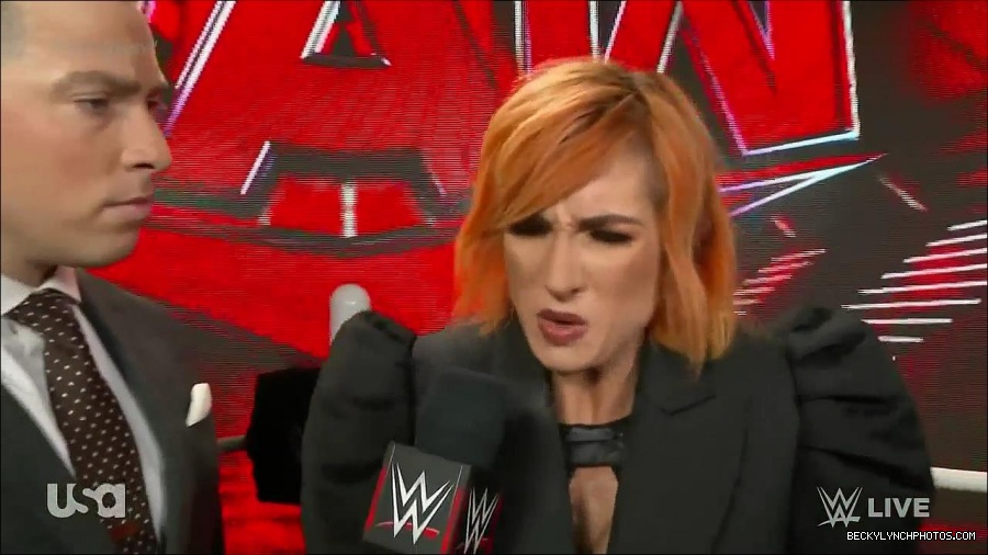 WWE_Monday_Night_Raw_2022_05_02_720p_HDTV_x264-NWCHD_mp4_004598265.jpg