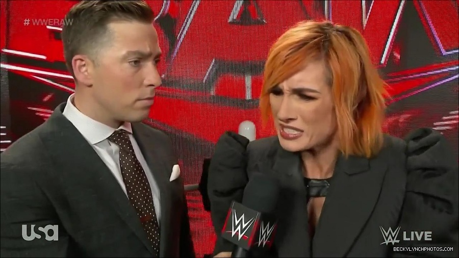 WWE_Monday_Night_Raw_2022_05_02_720p_HDTV_x264-NWCHD_mp4_004599467.jpg