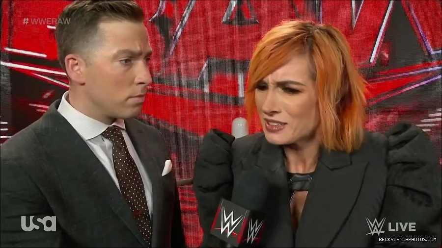 WWE_Monday_Night_Raw_2022_05_02_720p_HDTV_x264-NWCHD_mp4_004599867.jpg