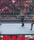 WWE_Monday_Night_Raw_2022_05_02_720p_HDTV_x264-NWCHD_mp4_006799200.jpg