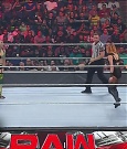 WWE_Monday_Night_Raw_2022_05_02_720p_HDTV_x264-NWCHD_mp4_006800401.jpg