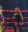 WWE_Monday_Night_Raw_2022_05_02_720p_HDTV_x264-NWCHD_mp4_006810411.jpg