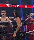 WWE_Monday_Night_Raw_2022_05_02_720p_HDTV_x264-NWCHD_mp4_006848449.jpg