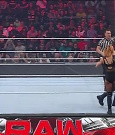 WWE_Monday_Night_Raw_2022_05_02_720p_HDTV_x264-NWCHD_mp4_006911312.jpg