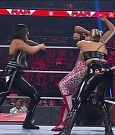 WWE_Monday_Night_Raw_2022_05_02_720p_HDTV_x264-NWCHD_mp4_006912913.jpg