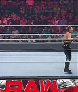 WWE_Monday_Night_Raw_2022_05_02_720p_HDTV_x264-NWCHD_mp4_006914115.jpg