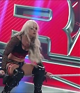 WWE_Monday_Night_Raw_2022_05_02_720p_HDTV_x264-NWCHD_mp4_007033834.jpg