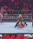 WWE_Monday_Night_Raw_2022_05_02_720p_HDTV_x264-NWCHD_mp4_007042243.jpg