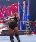 WWE_Monday_Night_Raw_2022_05_02_720p_HDTV_x264-NWCHD_mp4_007053053.jpg