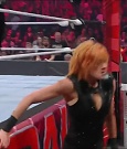 WWE_Monday_Night_Raw_2022_05_02_720p_HDTV_x264-NWCHD_mp4_007069870.jpg