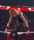 WWE_Monday_Night_Raw_2022_05_02_720p_HDTV_x264-NWCHD_mp4_007077478.jpg