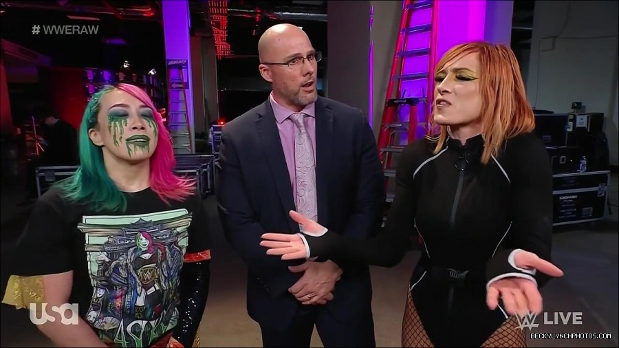 WWE_Monday_Night_Raw_2022_05_09_720p_HDTV_x264-NWCHD_mp4_004132765.jpg