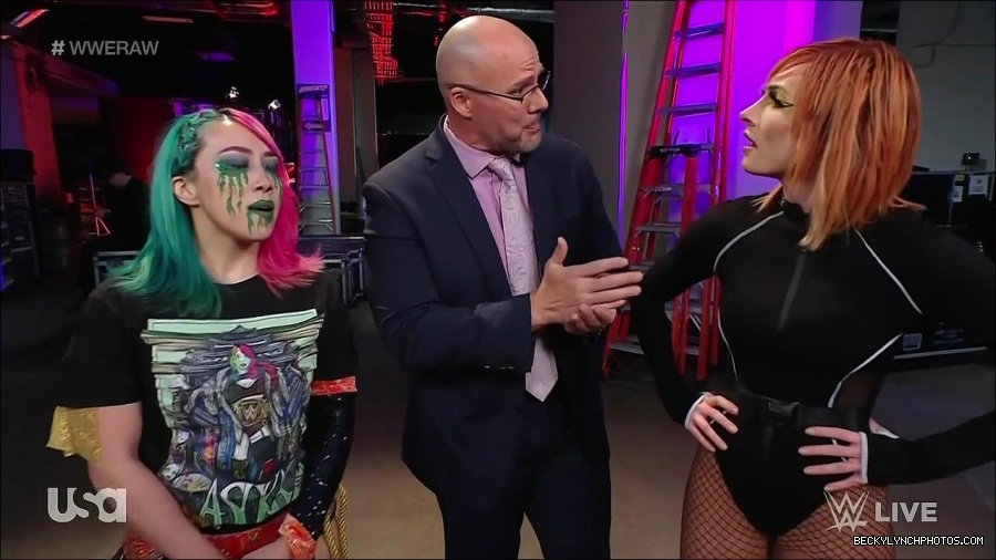 WWE_Monday_Night_Raw_2022_05_09_720p_HDTV_x264-NWCHD_mp4_004145177.jpg