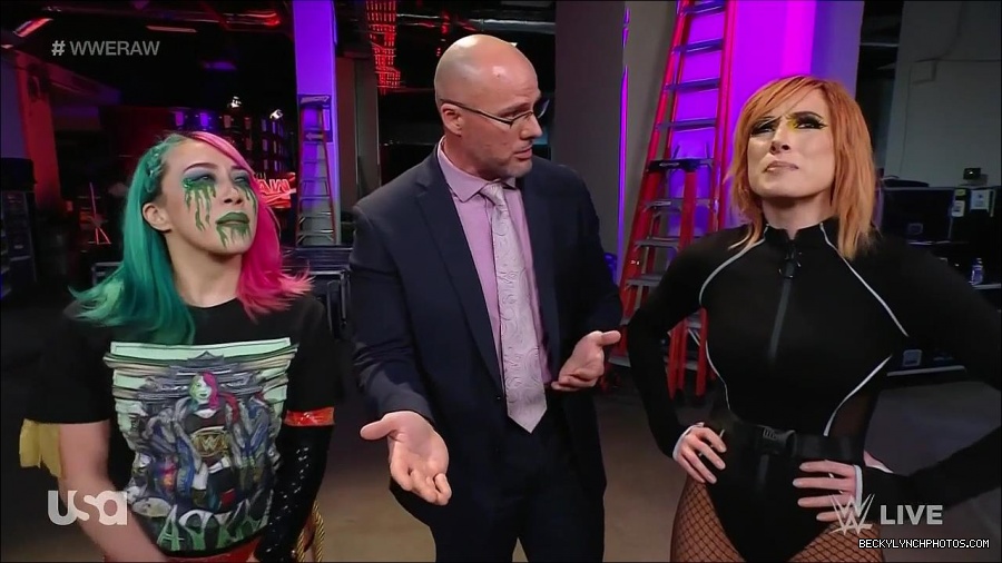 WWE_Monday_Night_Raw_2022_05_09_720p_HDTV_x264-NWCHD_mp4_004147579.jpg