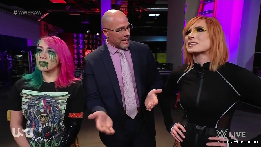 WWE_Monday_Night_Raw_2022_05_09_720p_HDTV_x264-NWCHD_mp4_004149982.jpg