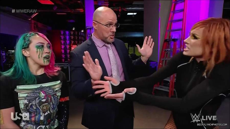 WWE_Monday_Night_Raw_2022_05_09_720p_HDTV_x264-NWCHD_mp4_004158390.jpg