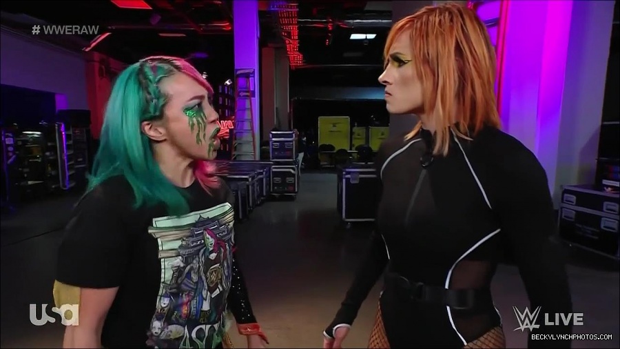 WWE_Monday_Night_Raw_2022_05_09_720p_HDTV_x264-NWCHD_mp4_004192024.jpg