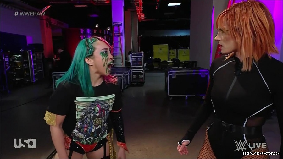 WWE_Monday_Night_Raw_2022_05_09_720p_HDTV_x264-NWCHD_mp4_004215247.jpg