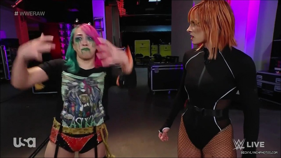 WWE_Monday_Night_Raw_2022_05_09_720p_HDTV_x264-NWCHD_mp4_004217649.jpg