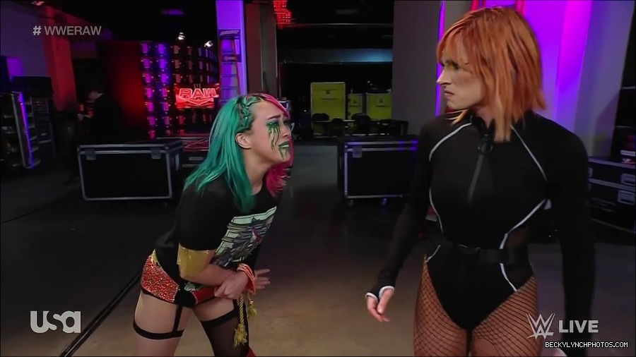 WWE_Monday_Night_Raw_2022_05_09_720p_HDTV_x264-NWCHD_mp4_004222454.jpg