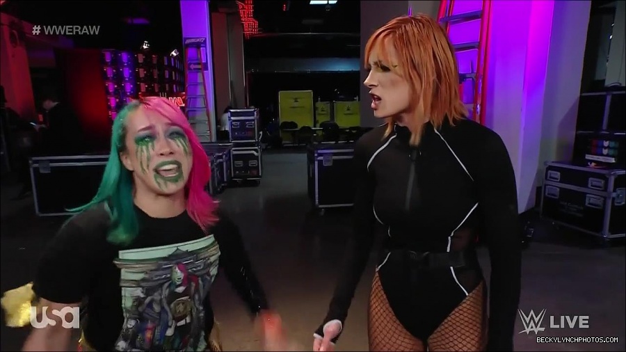 WWE_Monday_Night_Raw_2022_05_09_720p_HDTV_x264-NWCHD_mp4_004228460.jpg