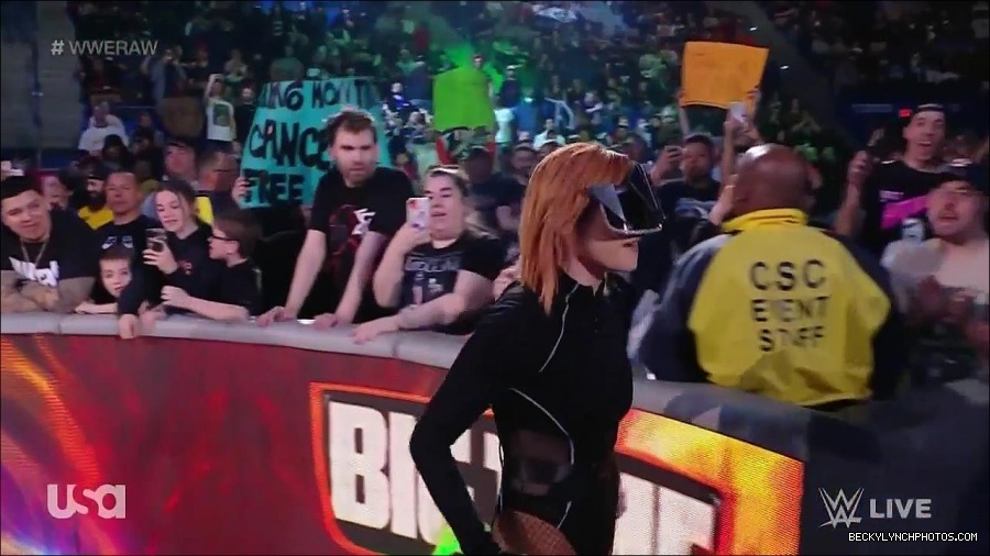 WWE_Monday_Night_Raw_2022_05_09_720p_HDTV_x264-NWCHD_mp4_007103167.jpg