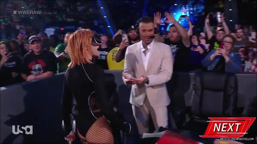 WWE_Monday_Night_Raw_2022_05_09_720p_HDTV_x264-NWCHD_mp4_007107571.jpg