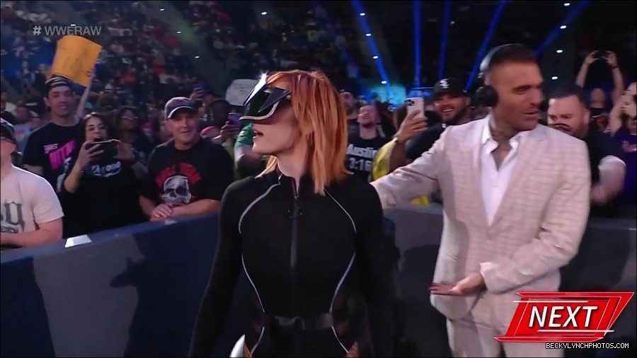WWE_Monday_Night_Raw_2022_05_09_720p_HDTV_x264-NWCHD_mp4_007109974.jpg