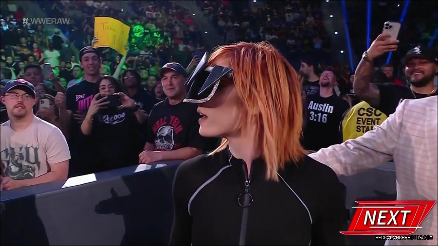 WWE_Monday_Night_Raw_2022_05_09_720p_HDTV_x264-NWCHD_mp4_007111175.jpg