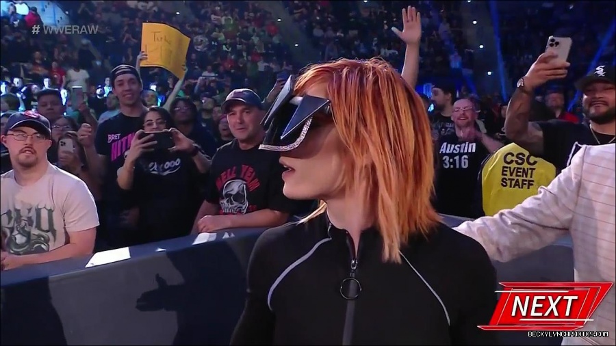 WWE_Monday_Night_Raw_2022_05_09_720p_HDTV_x264-NWCHD_mp4_007111575.jpg
